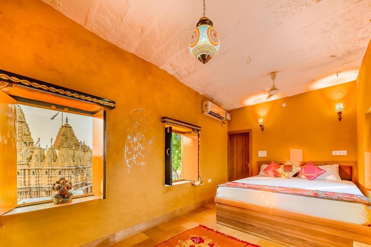 Mud Mirror Guesthouse Джайсалмер Экстерьер фото